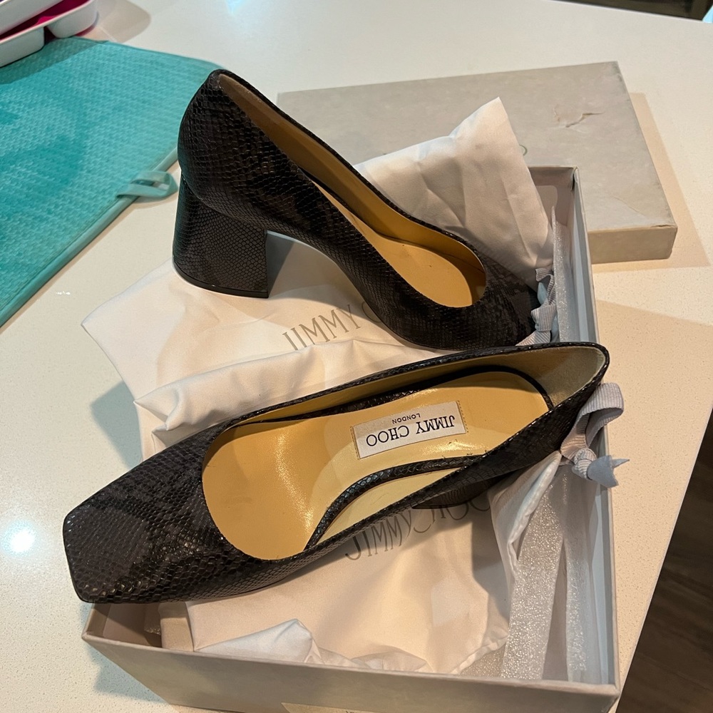 Jimmy choo